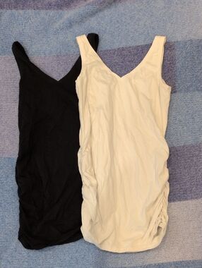Set Of Maternity V-Neck Ruched Tanks in Black and Cream